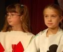 Filename=Alice_122.JPG
Filesize=128KiB
Dimensions=1200x991
Date added=Dec 20, 2009 Alice_122.JPG